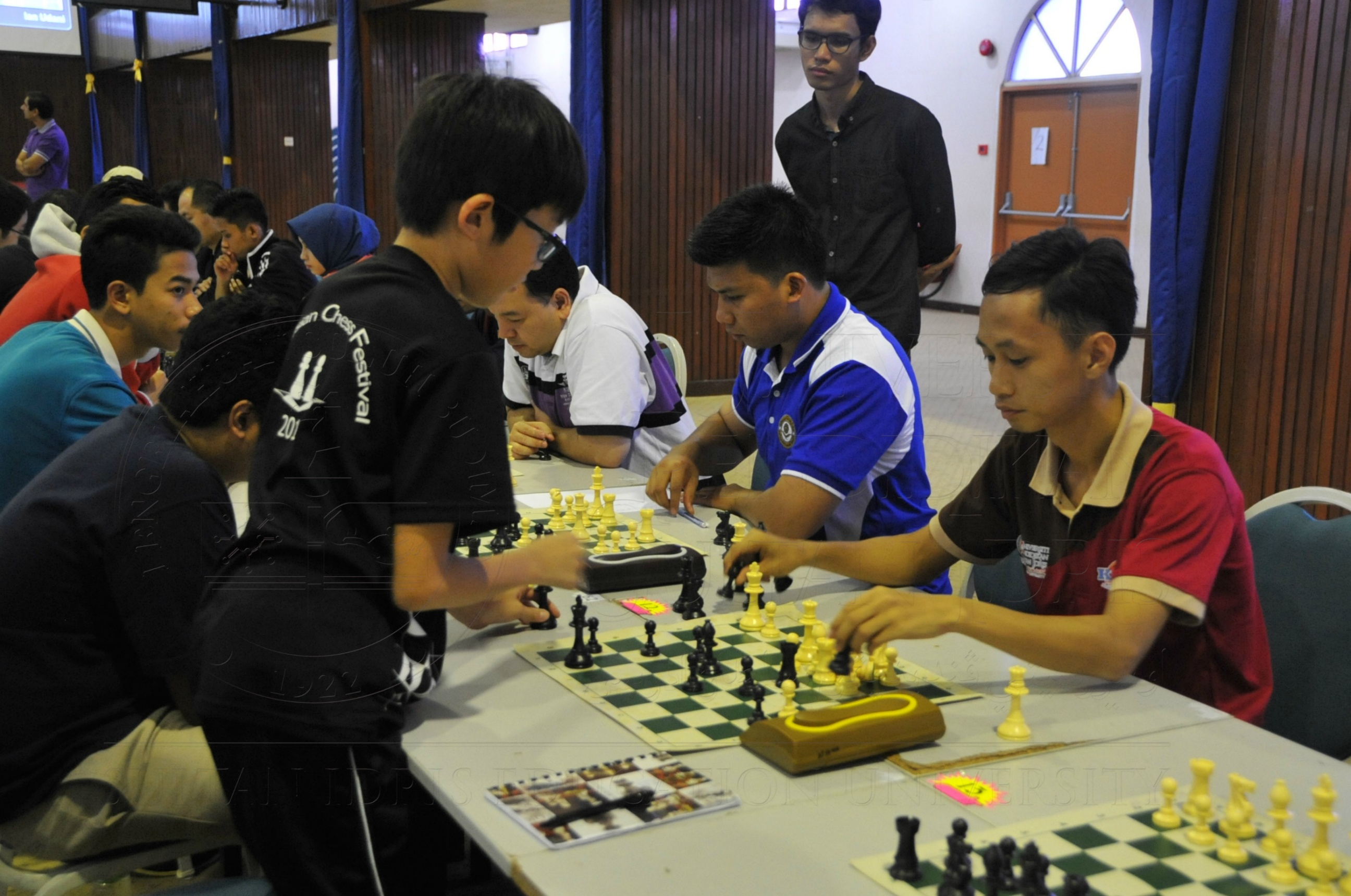 PRO15 158 CATUR HAS 9158